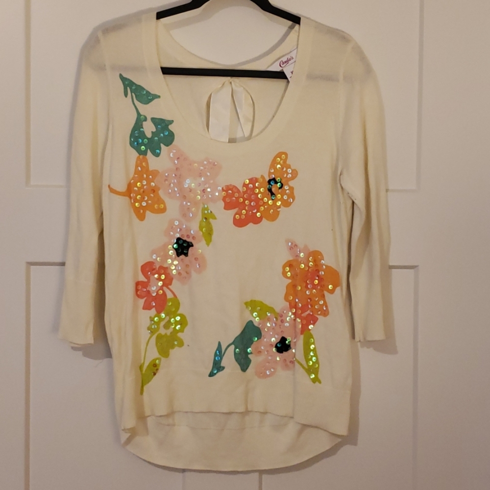 3/4 length Sweater with cute flowers💐